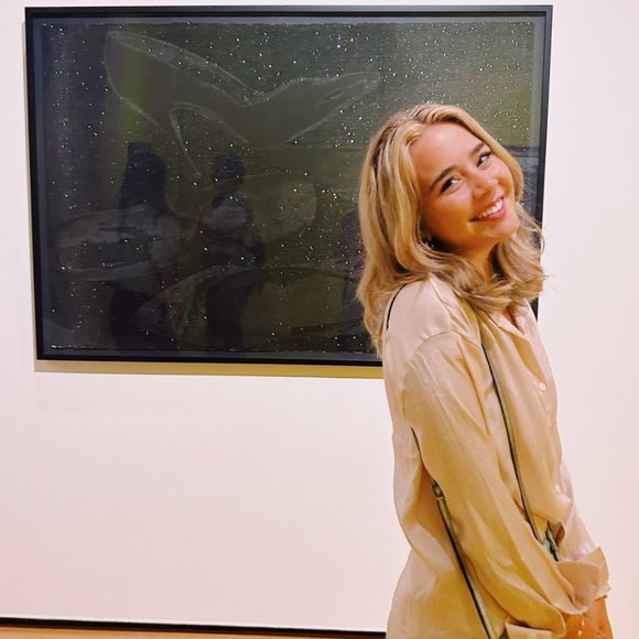 Meet your Posher, Mayce Rae - Picture 2 of 3